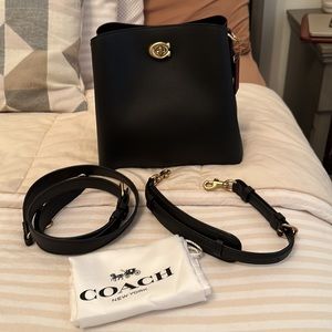 Coach Willow bucket Bag Black Like New